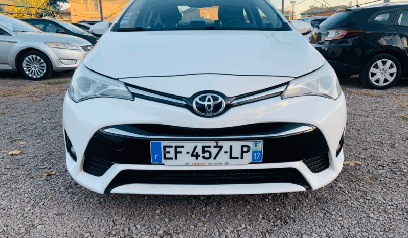 
								Toyota Avensis 1.6d-4d full									
