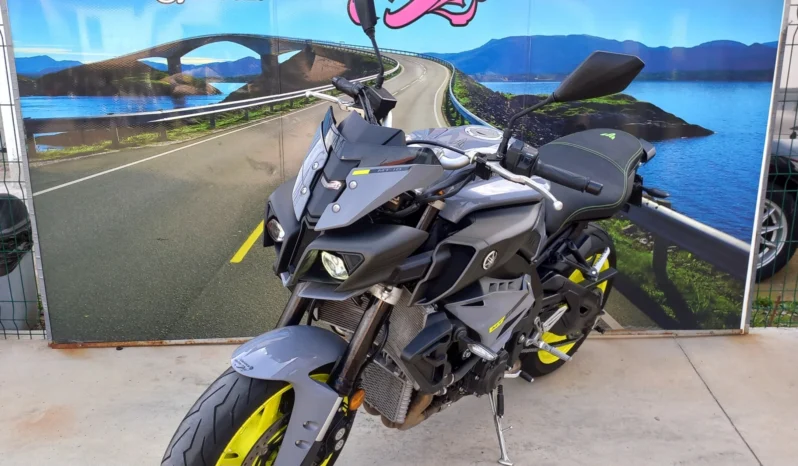 
								Yamaha Mt-10 ABS full									